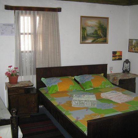 The Old House Guest House Obedinenie Pokoj fotografie